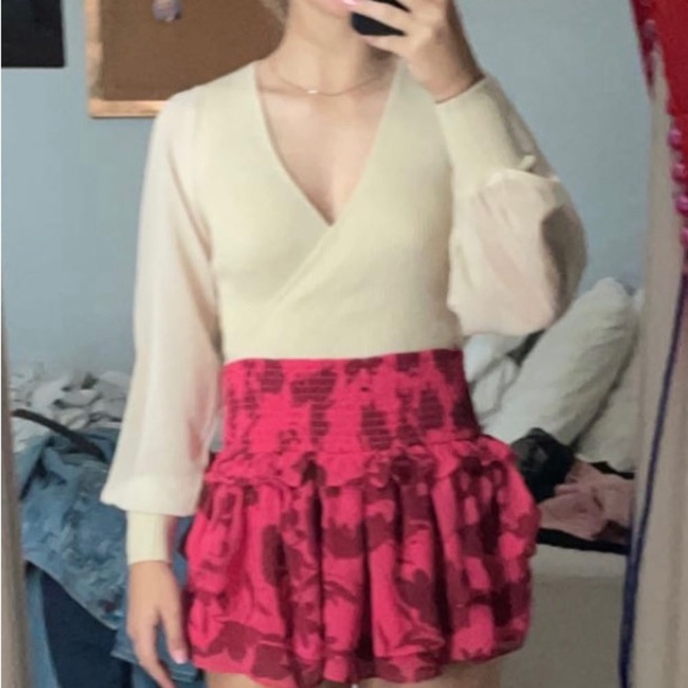 Sweater/Sheer Beige Long Sleeve Top